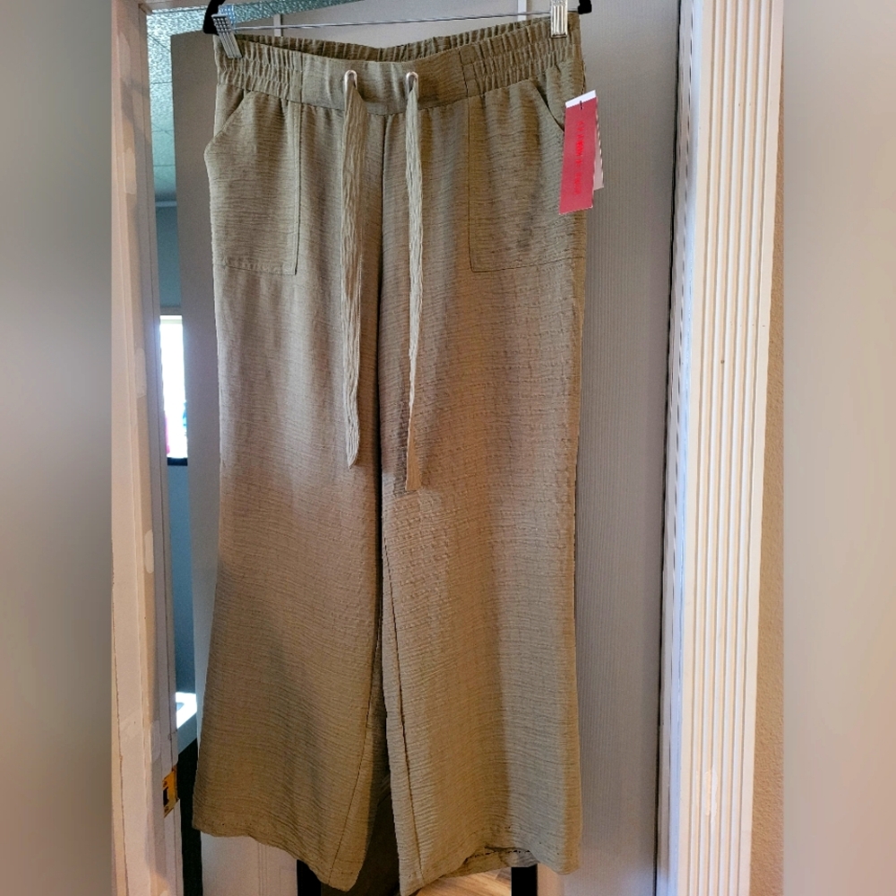 Love Scarlett Olive Green Pants L